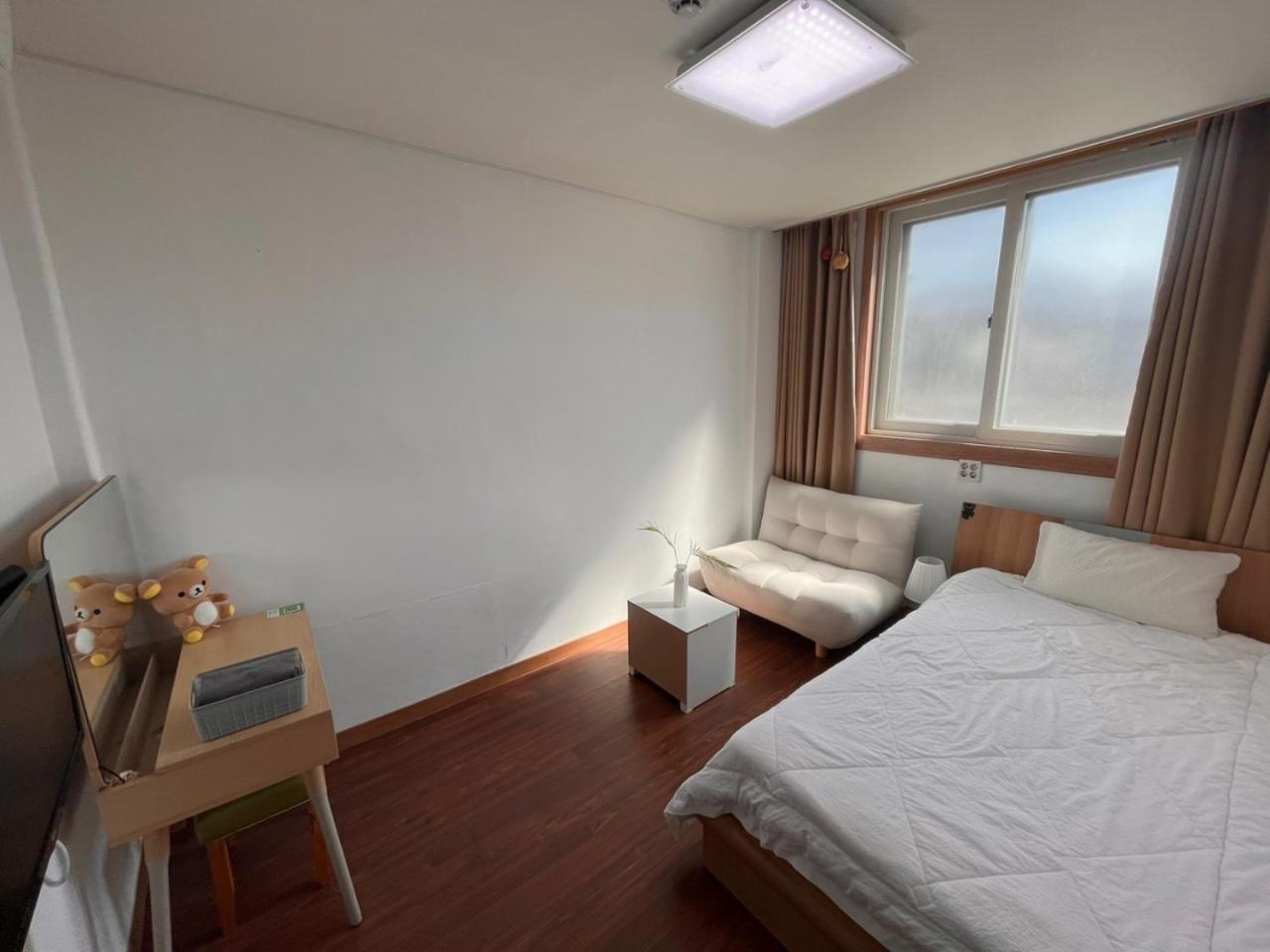 Rgb Guesthouse Jeonju Exterior foto